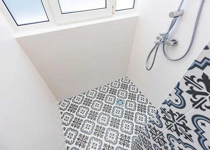 California * ヴァルナ